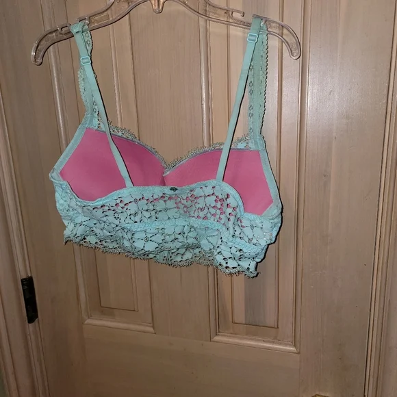 Victoria's Secret Pink Gorgeous Lace Padded Bra sz M Sea Foam Green. - Picture 6 of 6